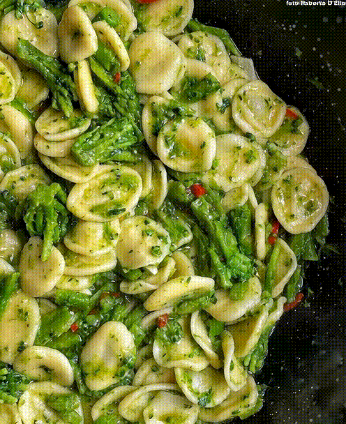 https://www.mimmorapisarda.it/2026/orecchiette.gif