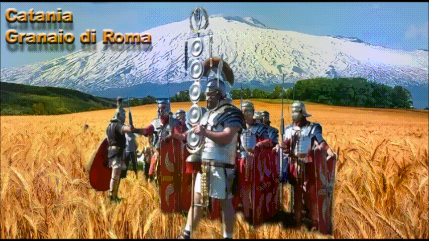 https://www.mimmorapisarda.it/2026/storia/04.gif