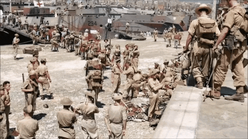 https://www.mimmorapisarda.it/storia/sbarco1.gif